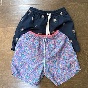 chubbies Men's Navy Palm & Pink Floral Swim Trunks